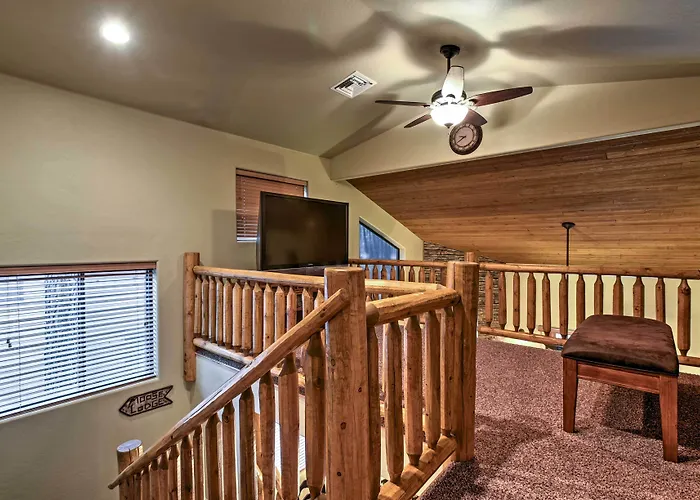 Mountain Retreat W/ Game Room, Patio & Views * Indian Pine