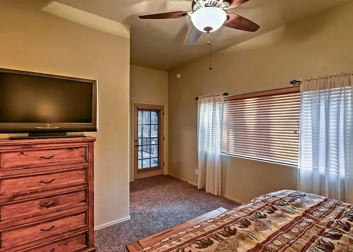 Mountain Retreat W/ Game Room, Patio & Views Holiday home *