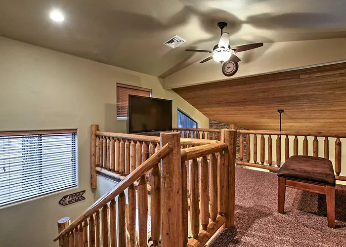 Mountain Retreat W/ Game Room, Patio & Views Holiday home *